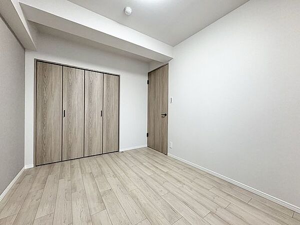 洋室を拡大表示