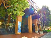 港区立港南中学校 240m