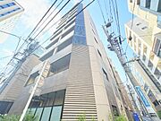 毎日を心地よいと感じられる理想的な暮らしをデザイン。落ち着きのある上質な空間へといざないます。