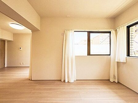 お気に入りのインテリアを加え、ゆとりある心地よい空間を演出してみませんか？