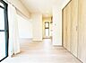 室内：快適に過ごす条件は、一人ひとり違います。居住していく中であなただけのマイホームに創り上げて下さい。