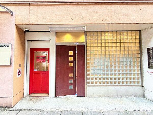 エントランスを拡大表示