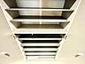 玄関：清潔感のある空間を保てるようシューズクローゼットを設けてますので、玄関を綺麗な空間に纏めます。