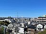 その他：晴れた日には富士山が望めます。春夏秋冬、四季折々の多彩な景色とともに暮らせます。