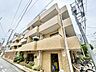 外観：環境に調和した気品漂う外観。落ち着きのある上質な空間へといざないます。