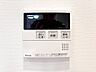 キッチン：キッチンに給湯パネルを設置しました。洗い物時もお湯を簡単にご使用いただけます。温度調節もラクラク♪