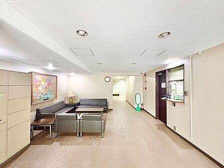 お手入れが行き届いた綺麗な共用部。管理体制の良さがうかがえます。