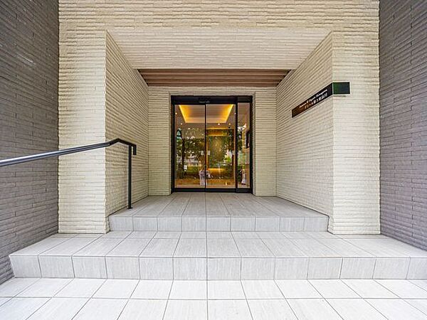 エントランスを拡大表示