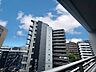 その他：さまざまな表情の景色を眺めながら、くつろぎのひと時をお過ごし頂けます。（空の加工を生成AIで行っています）