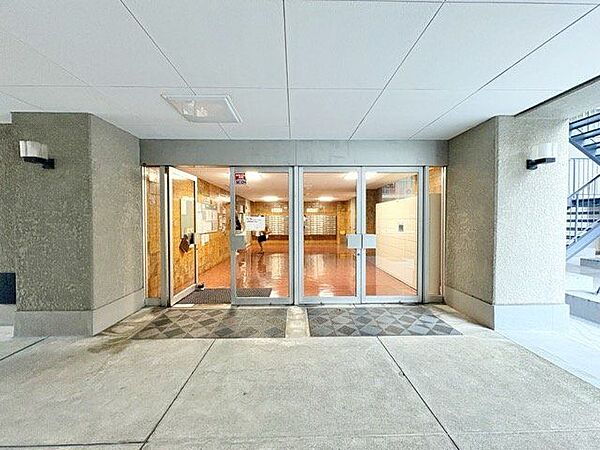 エントランスを拡大表示
