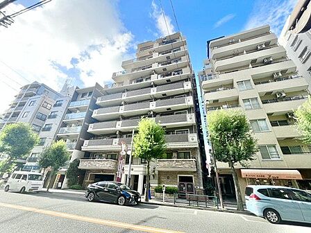 住む人がいつまでも心地良さを感じ続けられる多様な住空間を創造します。