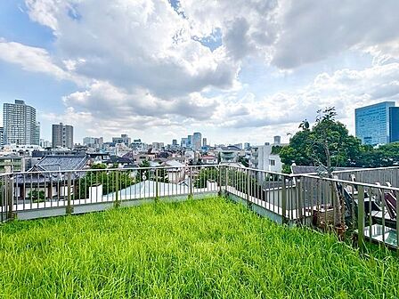 さまざまな表情の景色を眺めながら、くつろぎのひと時をお過ごし頂けます。