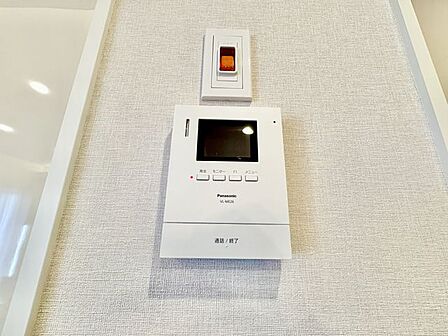 「見える安心」をカタチにしました。誰が来てもわかる様にモニター付きインターホンを設置。