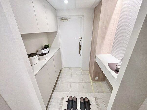 玄関を拡大表示
