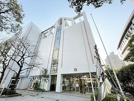 中央区立佃島小学校 650m