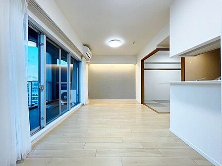 楽しい毎日と明るい未来を予感させる「空間が織り成すひとつ先の住み心地」を演出します。