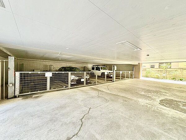 駐車場を拡大表示