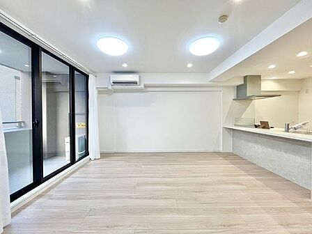少しでも豊かに快適に。そんな想いから生まれた邸宅は、これから先の生活をきっと支えてくれるはずです。