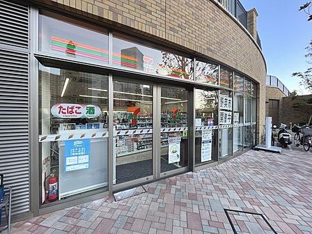 セブンイレブン晴海2丁目店 12m
