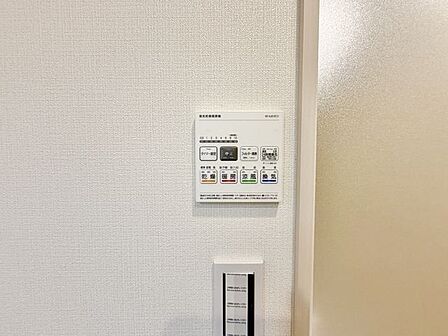 乾燥・涼風・暖房・換気といった一年中様々なシーンで活躍する設備。一日の疲れを癒す場所はいつも快適に。