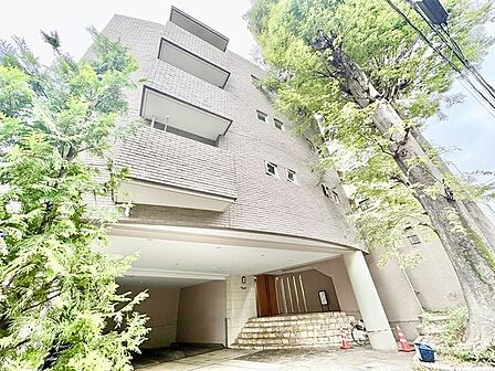 流行に左右されず、将来にわたって価値が継続する「上質」な佇まい。