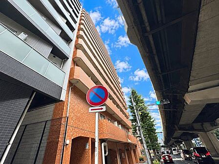 住まいは明日へのエネルギーを養うオアシス。穏やかに過ごしながらも元気のでる存在でなければなりません。