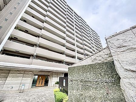 開放感豊かな景色が広がり、四季を通して、さわやかな暮らしが叶う住まいへ。