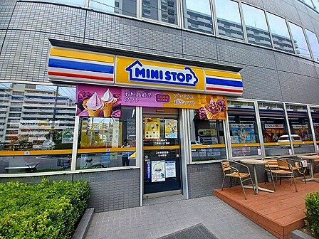 ミニストップ江東枝川1丁目店 350m