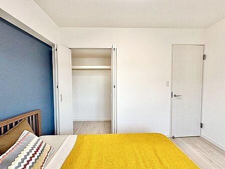 各部屋を最大限に広く使って頂ける様、全居住スペースに収納付。プライベートルームはゆったりと快適に。