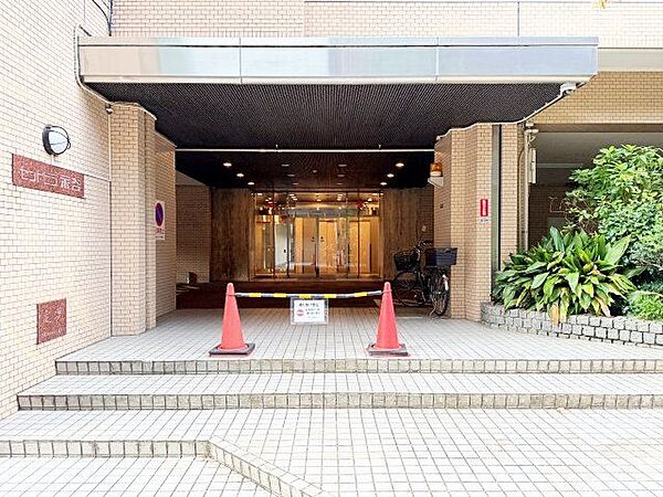 エントランスを拡大表示