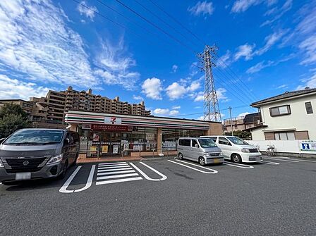 セブンイレブン国立学園通り店 290m