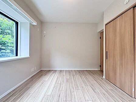 一日の中で多くの時間を過すことになる住まいだからこそ、いつも穏やかな空間であるように心掛けています。