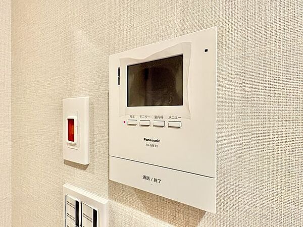 玄関を拡大表示