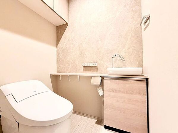 トイレを拡大表示