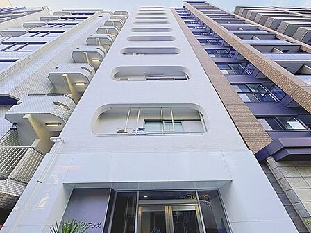 明るさとぬくもりを感じる、落ち着いた佇まい。ずっと色あせない、愛情の持てる外観。
