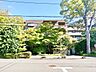 外観：住まいは明日へのエネルギーを養うオアシス。穏やかに過ごしながらも元気のでる存在でなければなりません。