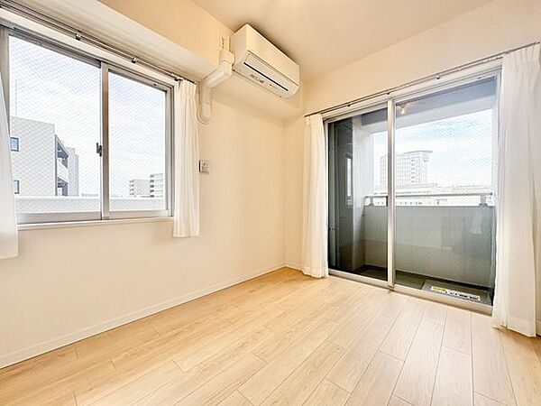 洋室を拡大表示