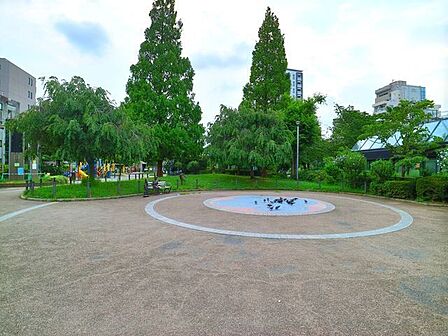 西蒲田公園 300m