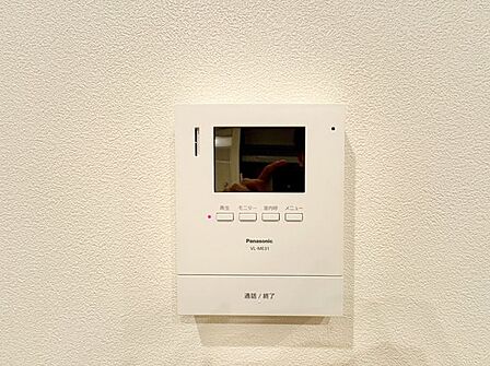 「見える安心」をカタチにしました。誰が来てもわかる様にモニター付きインターホンを設置。