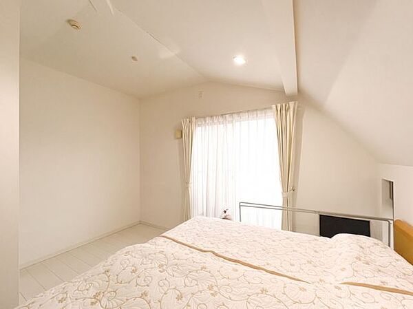 寝室を拡大表示