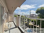 心地良さに包まれ、日々の暮らしをより鮮やかに彩ります。