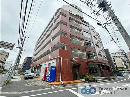 東武東上線「ときわ台」駅から徒歩約6分。徒歩圏内に生活便利な施設が充実。ペット相談可能です。