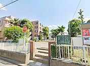 中町2丁目児童遊園地 徒歩7分。 490m