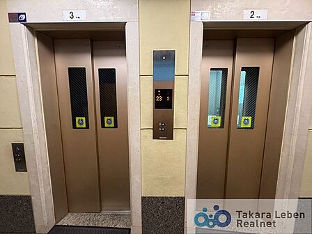 お買い物でたくさんの荷物を持っている時や、仕事でクタクタに疲れている時など、階段で1段ずつ上がるのは大変。そんな時にも便利なエレベーター付きの物件です。