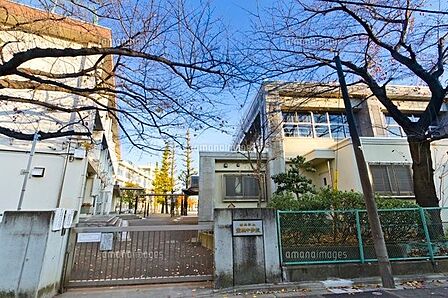 練馬区立豊渓中学校 徒歩6分。 420m