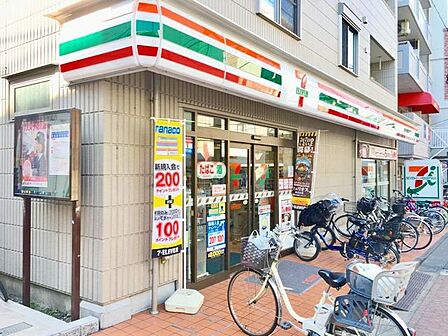 セブンイレブン板橋仲宿店 徒歩3分。 240m