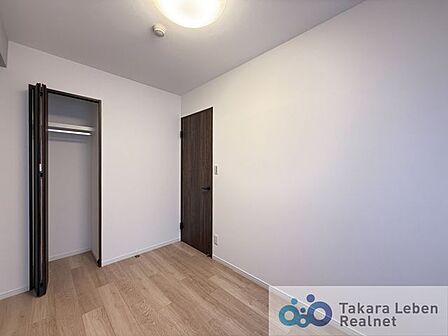 お子さまのお部屋や、集中して作業をする際のお部屋など、様々な用途での使用が期待できます。