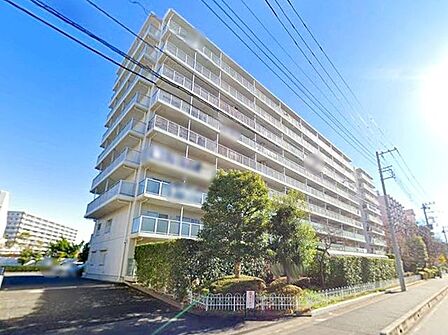総戸数120戸の大規模マンション。埼京線「戸田」駅から徒歩9分。徒歩圏内に買い物施設や公園など周辺施設も充実です。