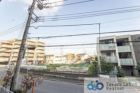 住戸からの眺望。風通しが良く、お洗濯物も早く乾きそうです。毎日のお洗濯が楽しみになりそうです。