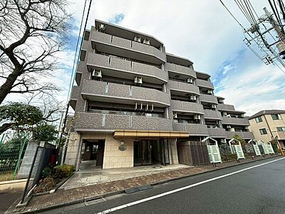 外観:東武東上線「東武練馬」駅から徒歩約11分。2路線2駅が利用可能で交通区アクセス便利。日当り良い閑静な佇まいです。 外観:東武東上線「東武練馬」駅から徒歩約11分。2路線2駅が利用可能で交通区アクセス便利。日当り良い閑静な佇まいです。